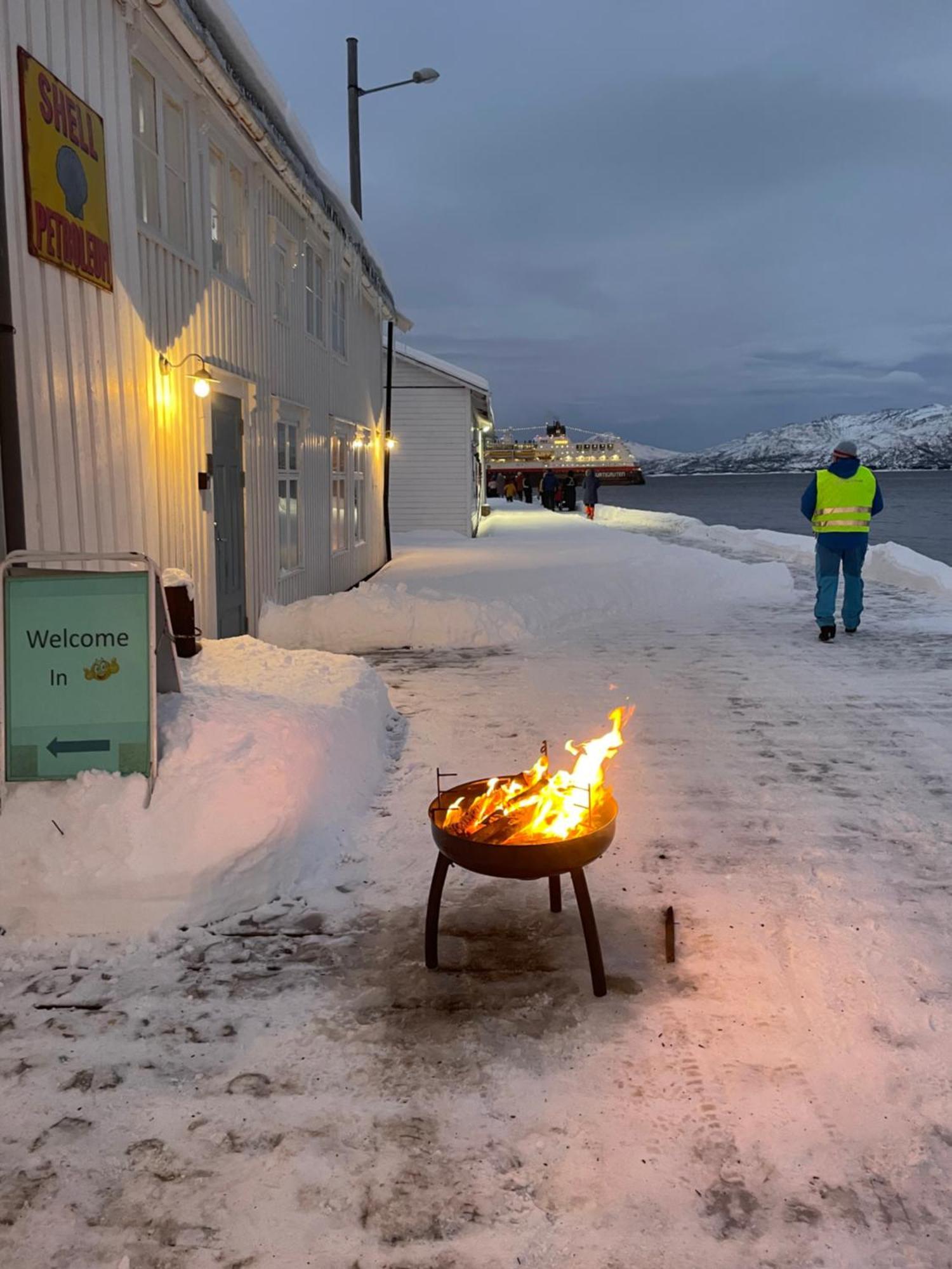 1. Etg I Dampskipsbrygga, Lodingen Havn Dış mekan fotoğraf
